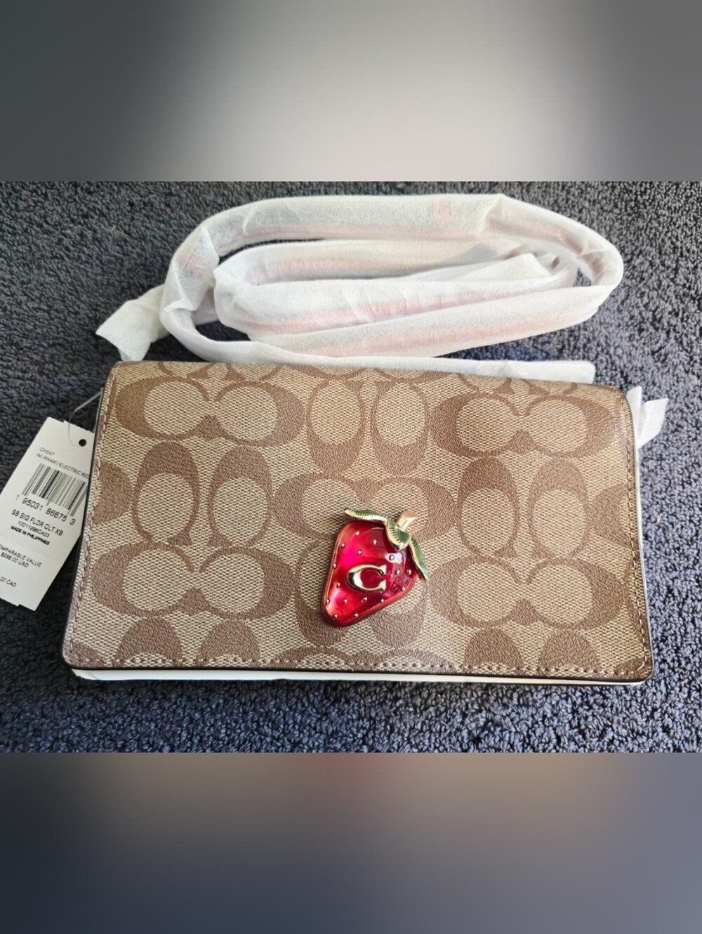 NWT COACH CH547 Anna Foldover Clutch Crossbody Signature Canvas w/Strawberry